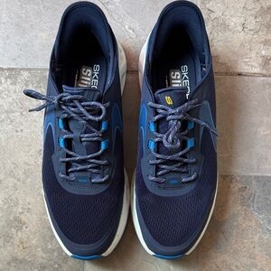 Skechers Men's Dark Navy and Blue Athletic Sneakers no box
